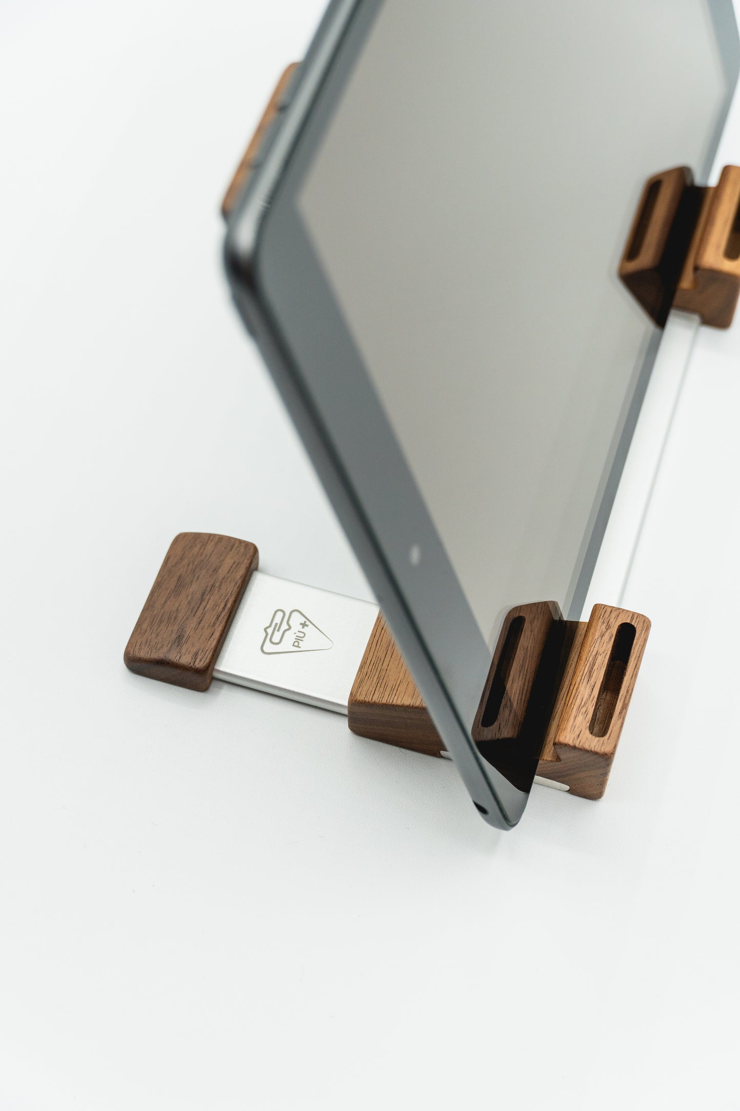 4-P PORTA TABLET alluminio